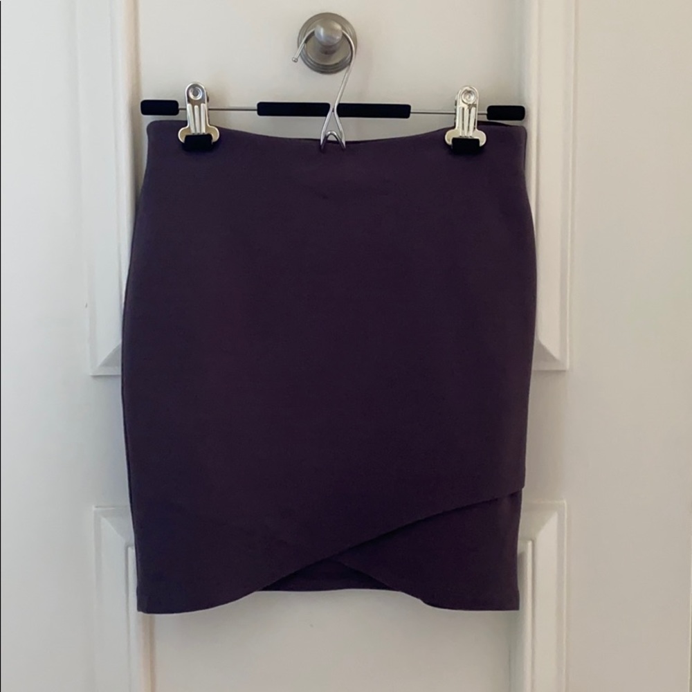 TALULA grey pencil skirt. In perfect condition.